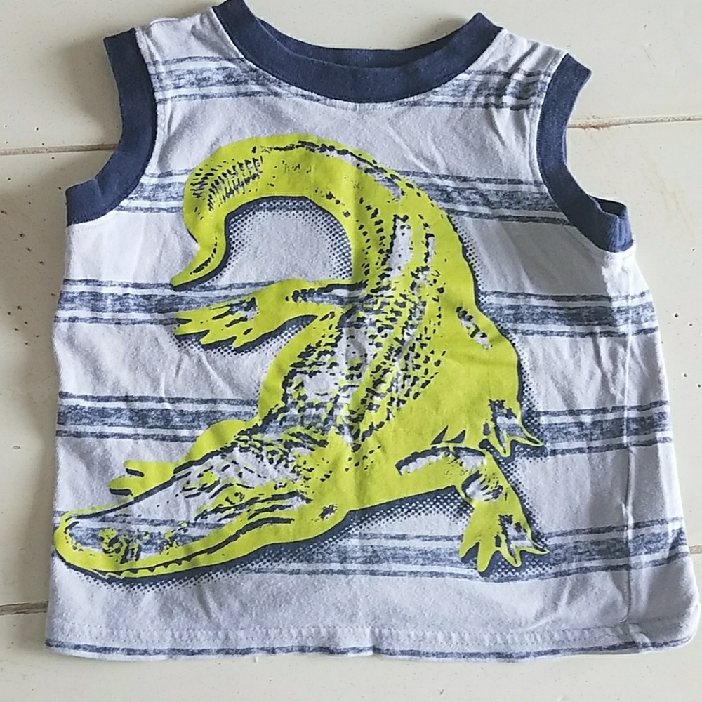 Alligator tank